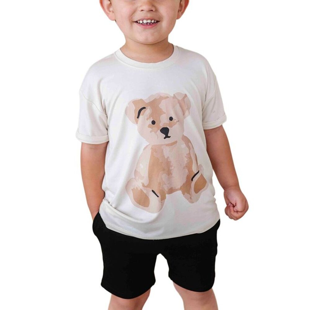 Bums & Roses Girls  Bear Hugs Short Sleeve T-Shirt & Short, Multicolor